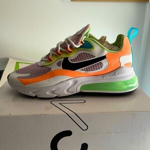 Nike Air Max 270 React SE Sneakers | Running Shoes